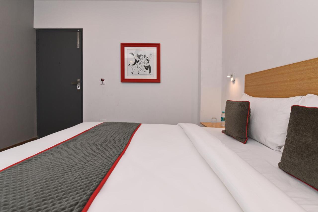 Townhouse Function Inn Near Chaudhary Charan Singh International Airport Λάκναου Εξωτερικό φωτογραφία