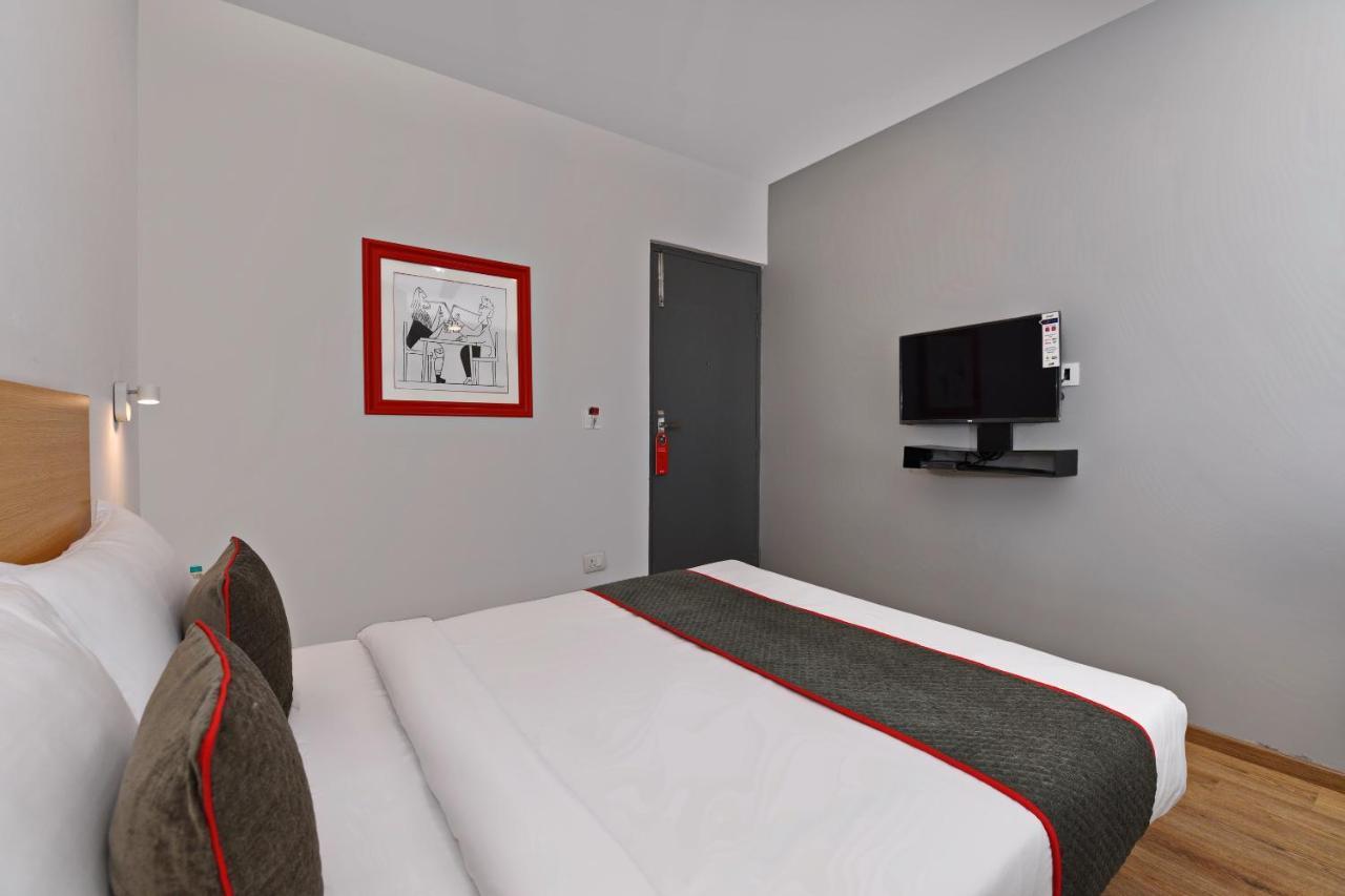 Townhouse Function Inn Near Chaudhary Charan Singh International Airport Λάκναου Εξωτερικό φωτογραφία