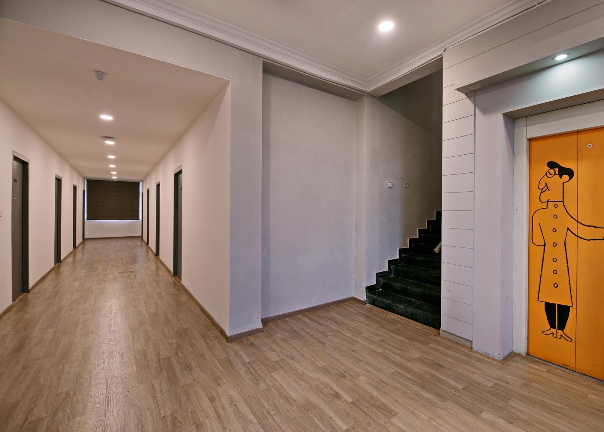Townhouse Function Inn Near Chaudhary Charan Singh International Airport Λάκναου Εξωτερικό φωτογραφία