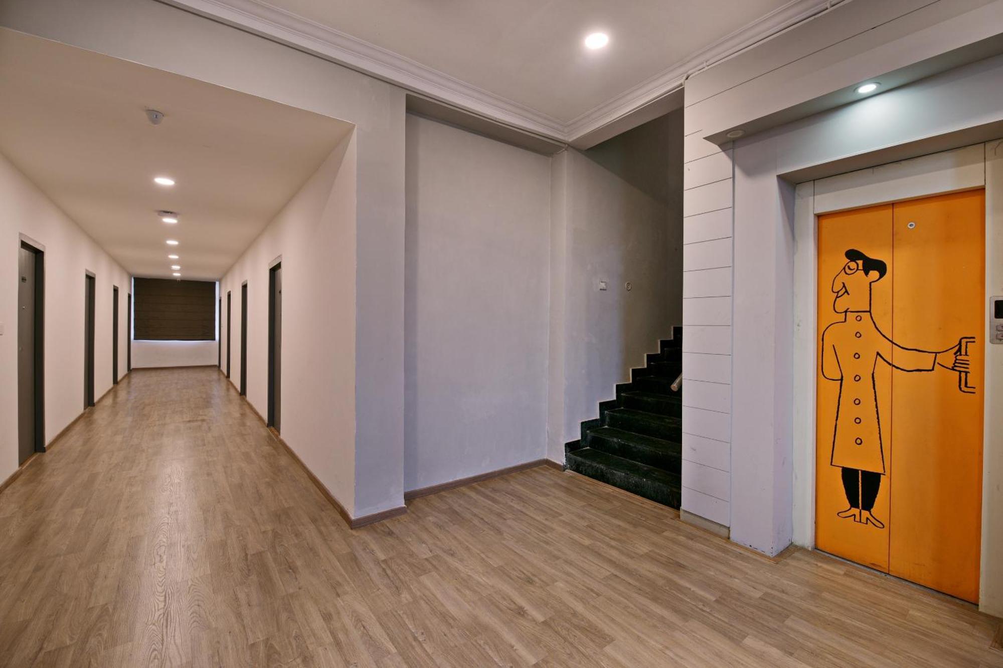 Townhouse Function Inn Near Chaudhary Charan Singh International Airport Λάκναου Εξωτερικό φωτογραφία